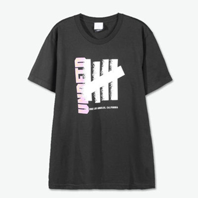 潮牌集结！Undefeated logo印花短袖T恤