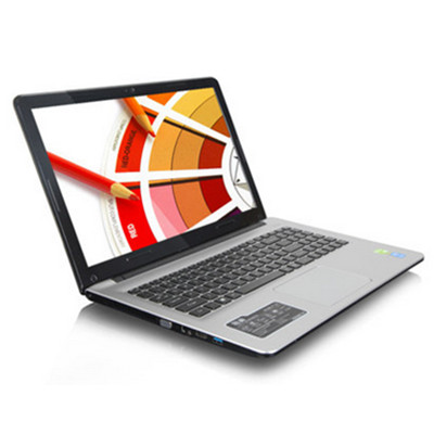 入门低价！神舟战神K610D-i5 D2 15.6英寸游戏本