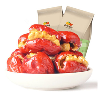 香甜可口！西域美农魅仁枣夹核桃268g