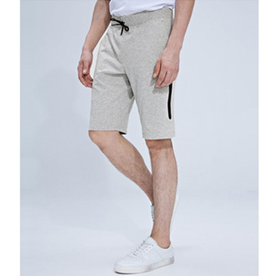 运动休闲！佐丹奴拉链袋松紧腰抽绳运动短裤01106402