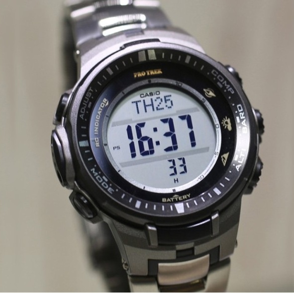 镇店之宝！卡西欧 电波男士手表 PRW-3000T-7DR