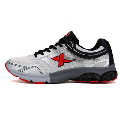 特步男子夏季新款透气运动鞋984319119929