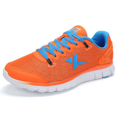 轻便透气！特步网面跑步鞋985119113952