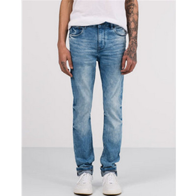 休闲百搭！PullAndBear男士亮蓝色紧身款牛仔裤05683543
