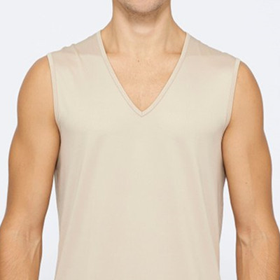 白菜价！优衣库AIRism网眼V领背心 133182