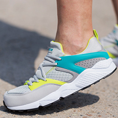 透气网面！鸿星尔克运动跑步鞋51116220011