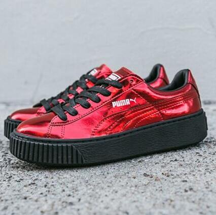 摩登前卫！Puma 彪马女鞋 金属反光漆皮休闲板鞋
