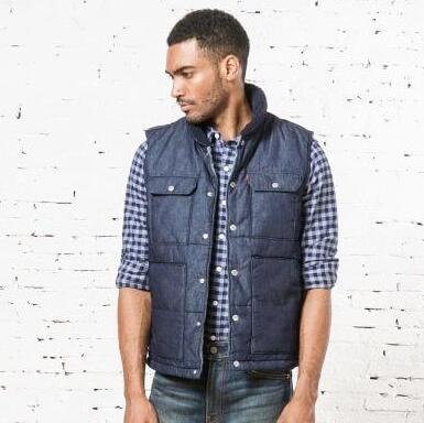 保暖有型！Levi's 李维斯 男 标准马甲背心 18993-0001