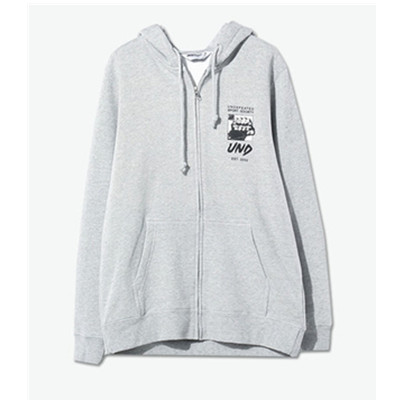 保暖有型！Undefeated 图案印花卫衣