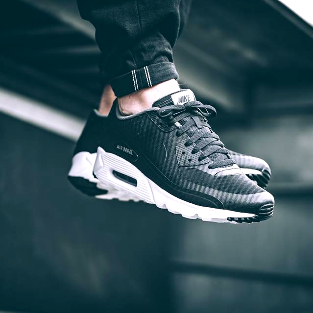 非凡舒适！Nike Air Max 90 Ultra Essential