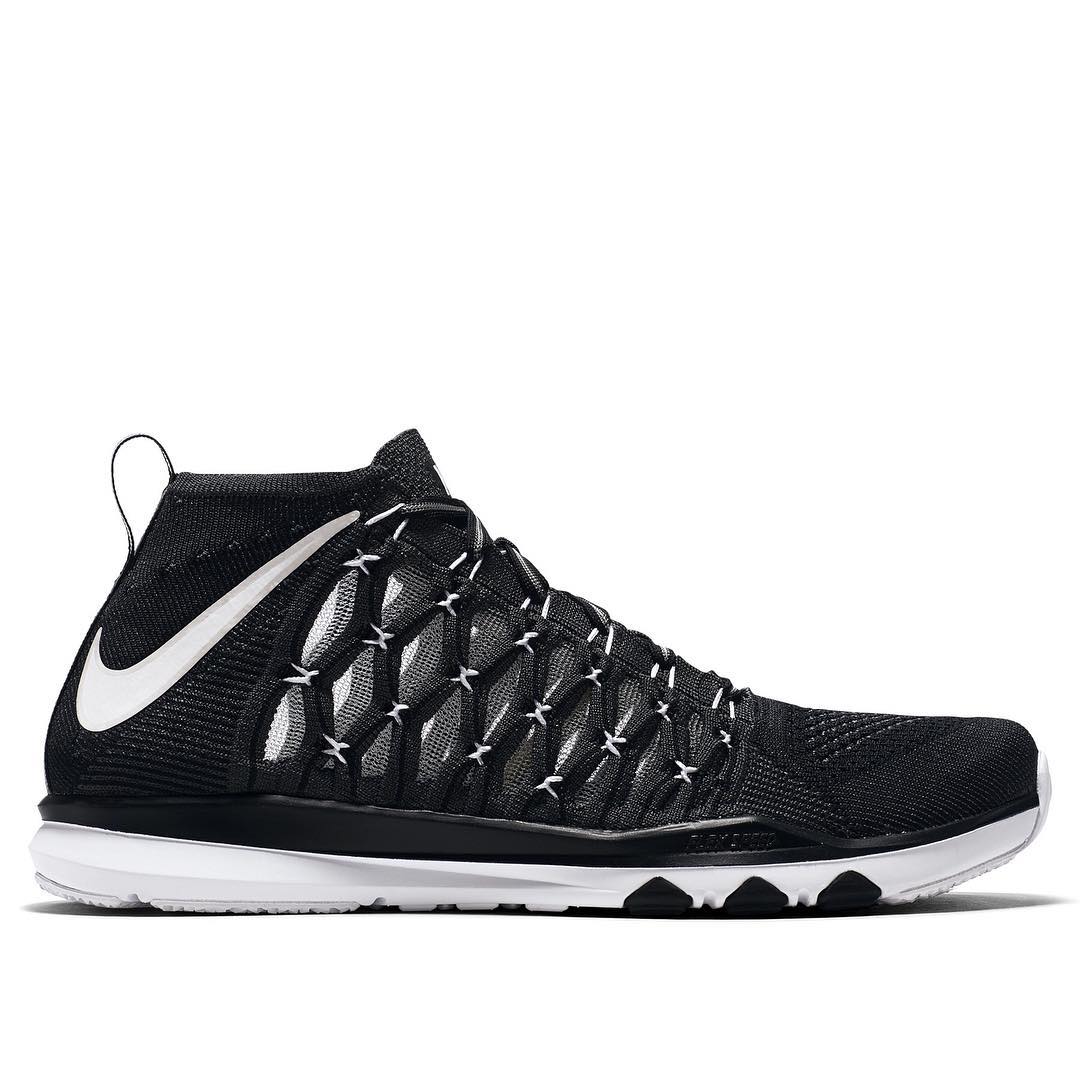 灵敏控制！Nike Train Ultrafast Flyknit