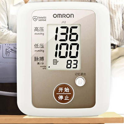 静音设计！欧姆龙 J12电子血压计