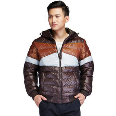 保暖有型！特步彩色拼接经典棉服