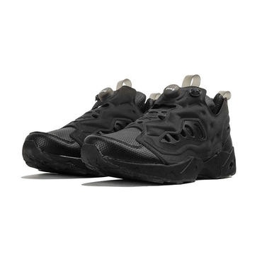 全黑酷炫！Reebok Instapump Fury 情侶跑步鞋