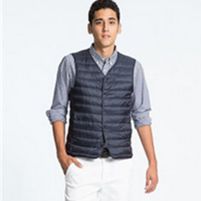轻盈保暖！UNIQLO优衣库高级轻型羽绒便携式V领背心172977