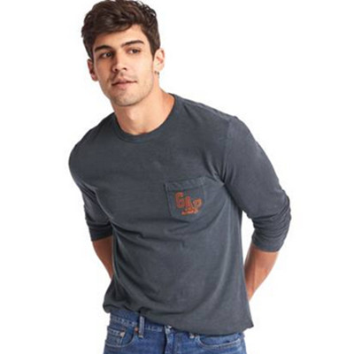 好价继续！Gap百搭圆领单贴袋套头长袖T恤353895