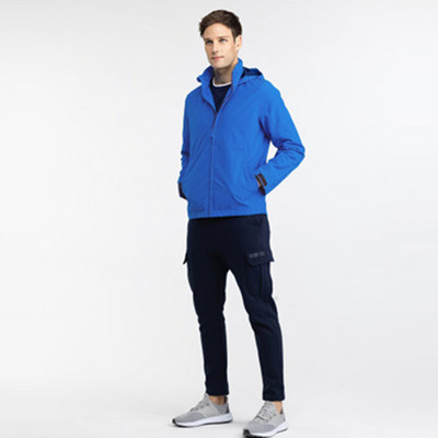 保暖有型！佐丹奴简约纯色藏帽高领防风衣90075510