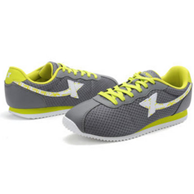 新品上市！特步男士复古运动鞋986219329975