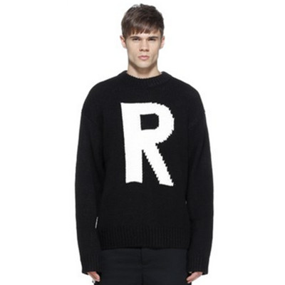 舒适自在！TRENDIANO字母撞色圆领套头宽松针织衫3HC4032500