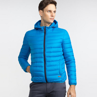 轻薄保暖！佐丹奴可机洗连帽轻羽绒服90074556