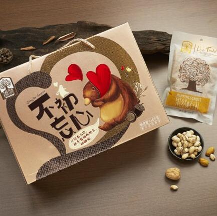 买年货啦！臻味 坚果礼盒 零食果干大礼包 1680g