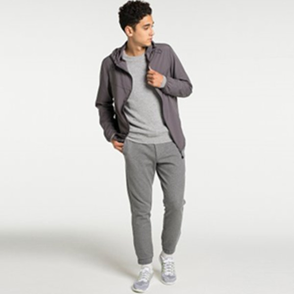 历史新低！UNIQLO优衣库男装运动束脚裤189523