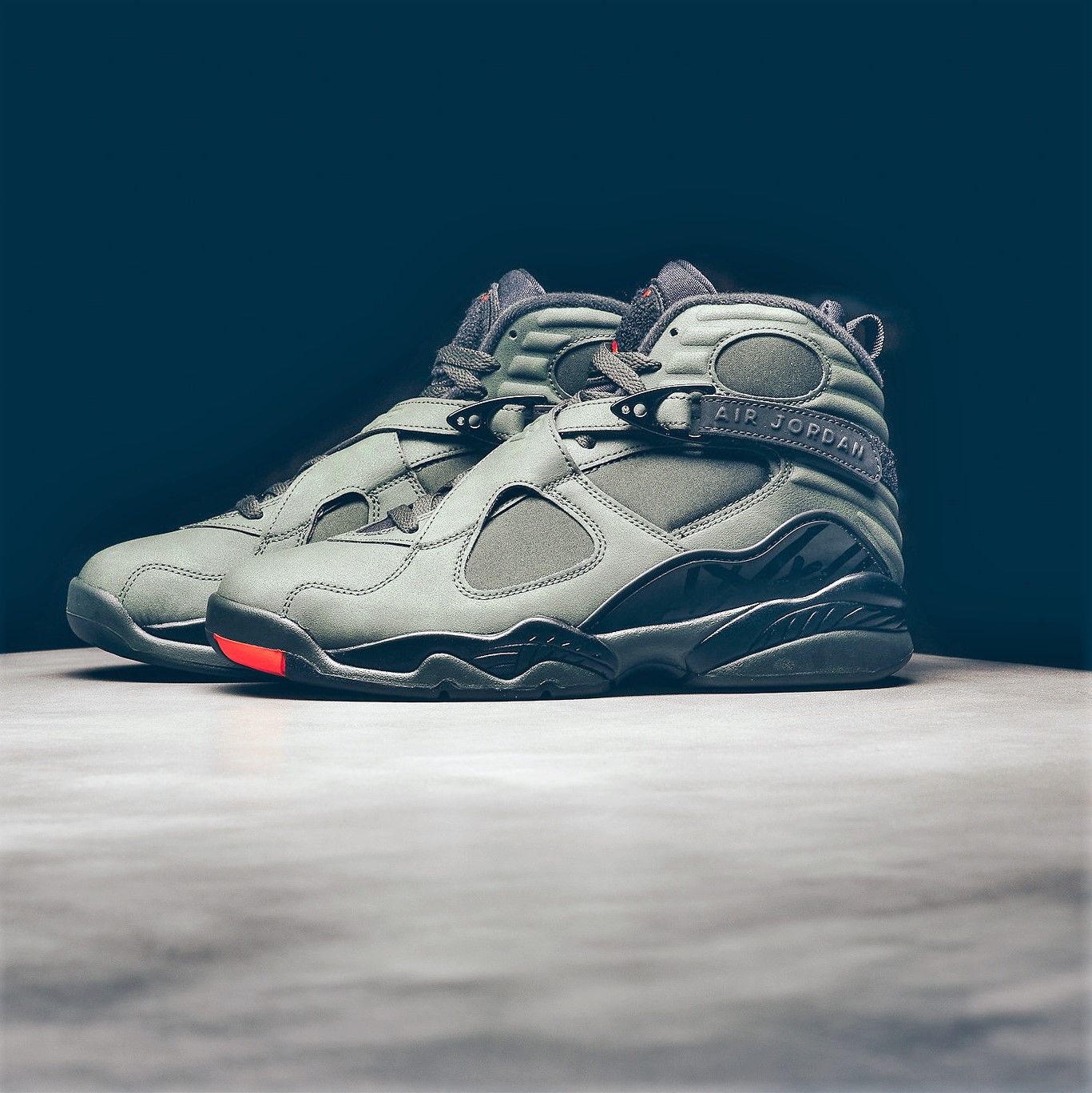 经典外观！Air Jordan 8 Retro