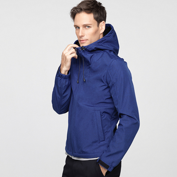 方便实用！佐丹奴修身运动摇粒绒外衣01076619