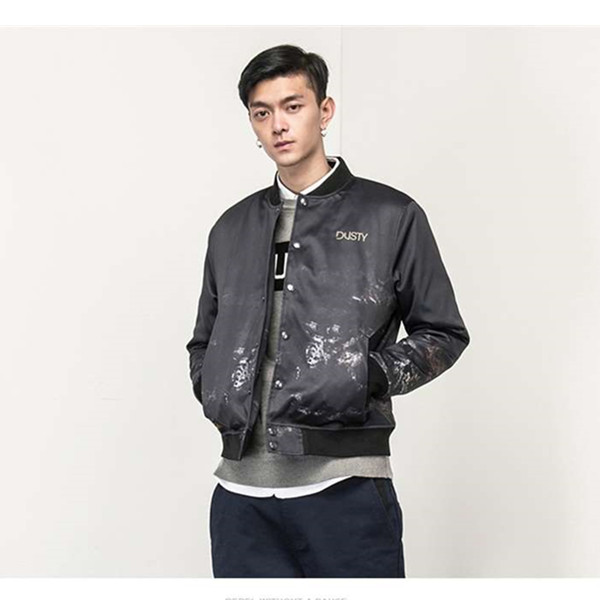 时尚个性！DUSTY 星空印花logo棉衣