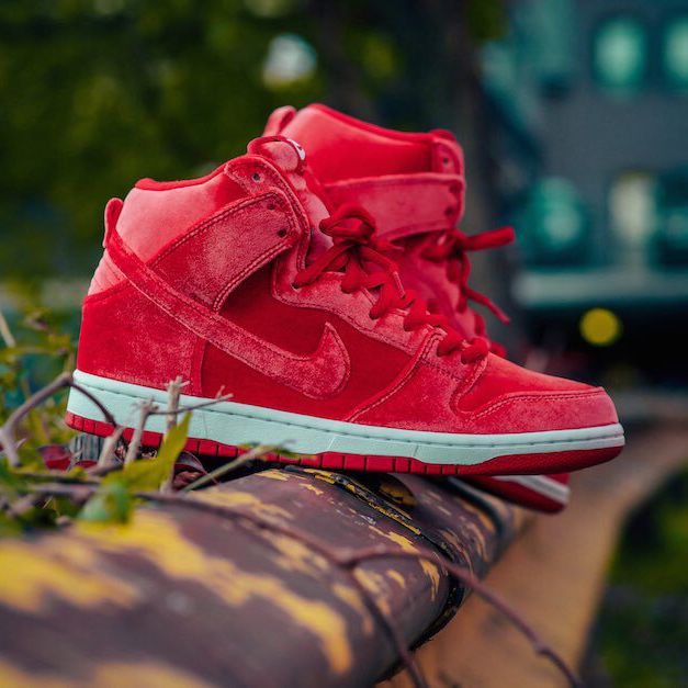 复古红！Nike Dunk High Premium SB