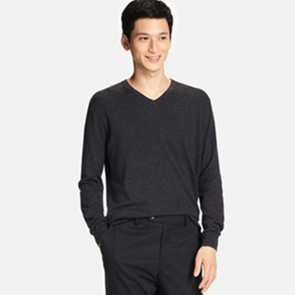 历史新低！优衣库棉混纺V领针织衫(长袖) 185113