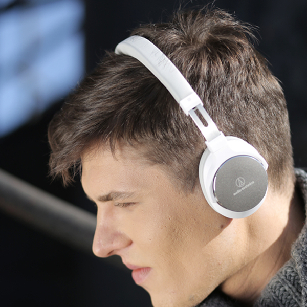 久听不累！铁三角ATH-SR5便携头戴式HiFi耳机