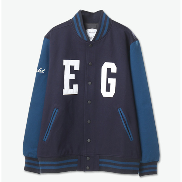 经典款式！Eight Guys 刺绣棒球夹克