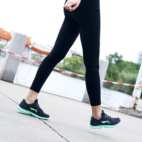 轻质透气！李宁透气跑鞋ARBJ004