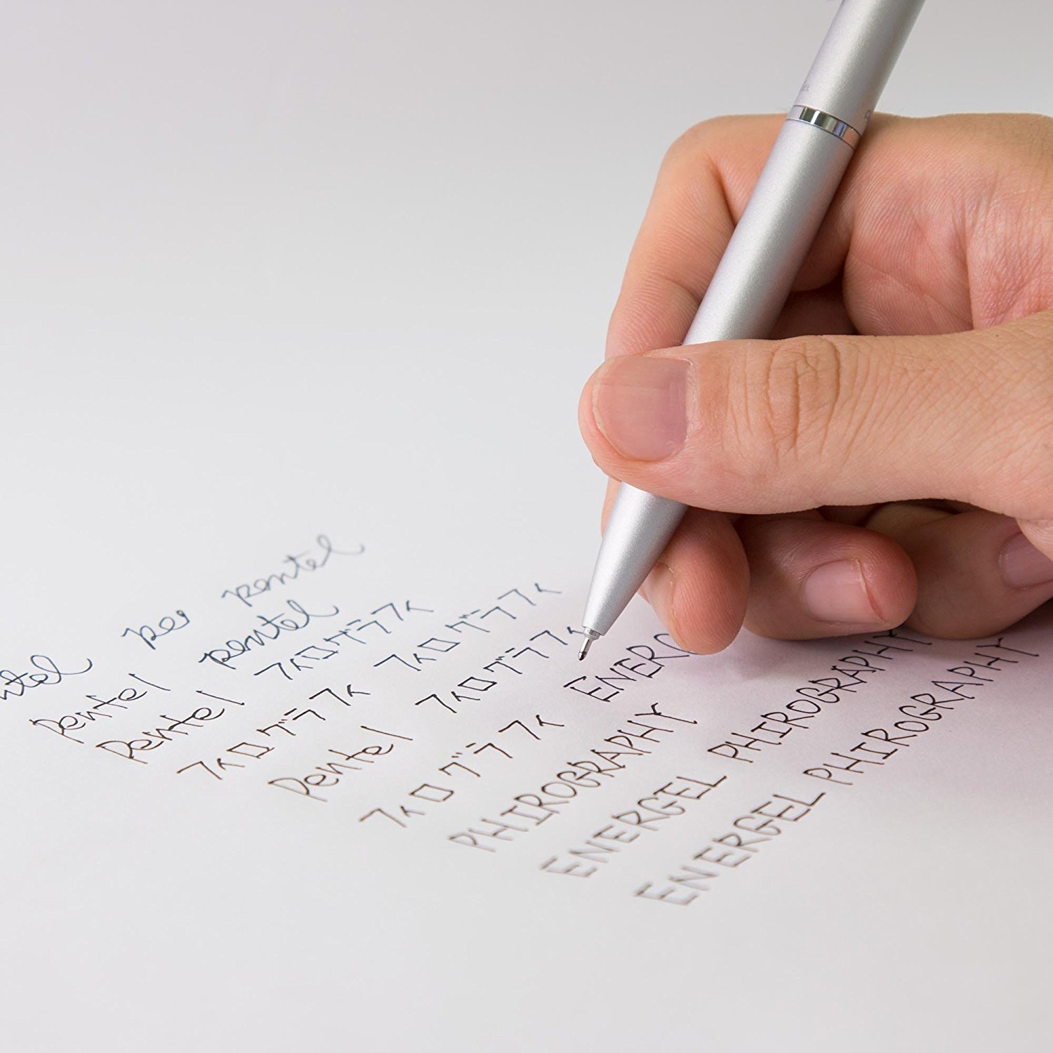 中亚日淘精选！ぺんてる0.5mm圆珠笔 轴色