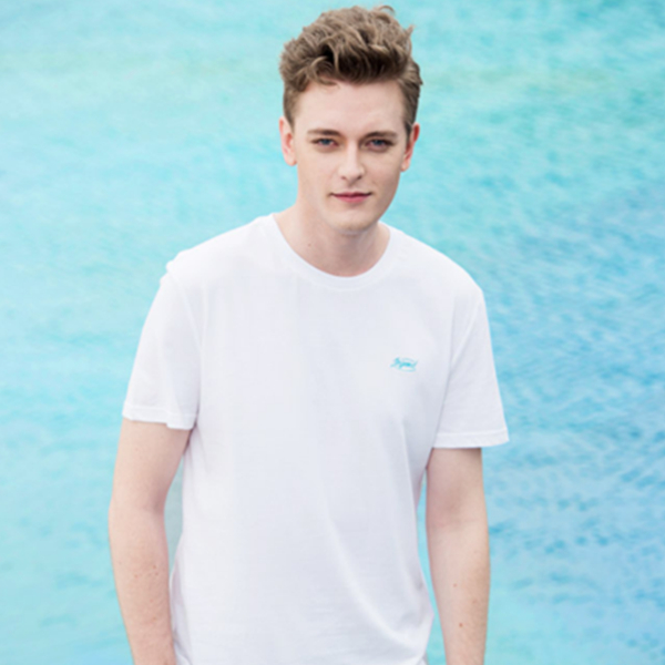 简约休闲！真维斯短袖T恤62-173501