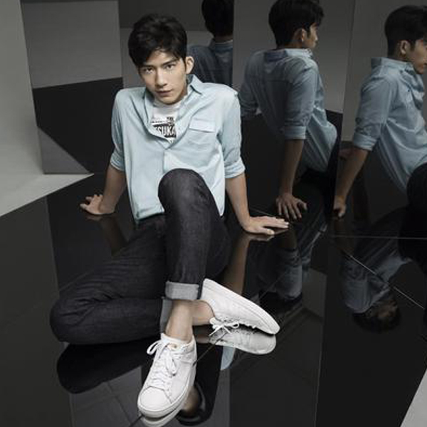 井柏然同款！鬼塚虎 休闲跑步鞋LAWNSHIP D518L