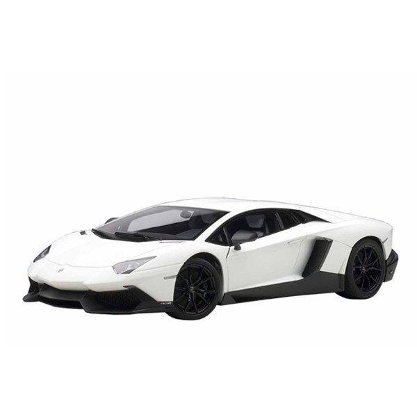 做工精美！AUTOart 兰博基尼 Aventador 50周年 模型