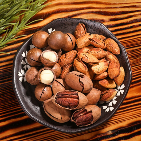 618狂欢！三只松鼠坚果组合630g