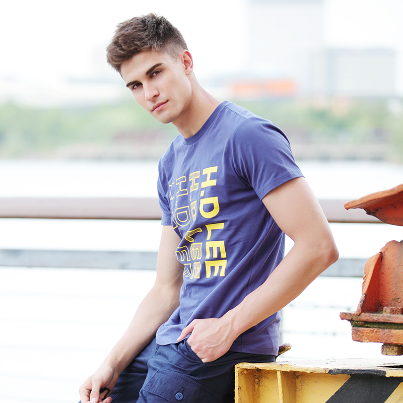 时尚百搭！Lee圆领渐变印花短袖T恤L270312LQ3XD