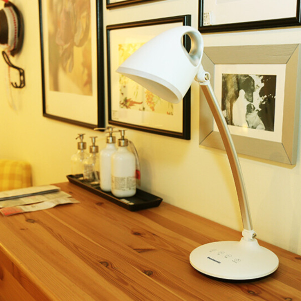 连续调光！松下 致凡系列 HHLT0620 LED台灯