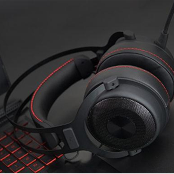 旗舰型！黑爵 The one 7.1环绕声电竞耳机