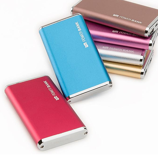 38女王节！飞毛腿 M60 迷你便携电源 6200mAh