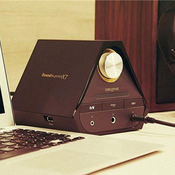 再破2K！创新 SoundBlaster X7 HiFi声卡