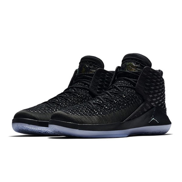 資訊：Air Jordan 32“Black Cat”即將發(fā)售