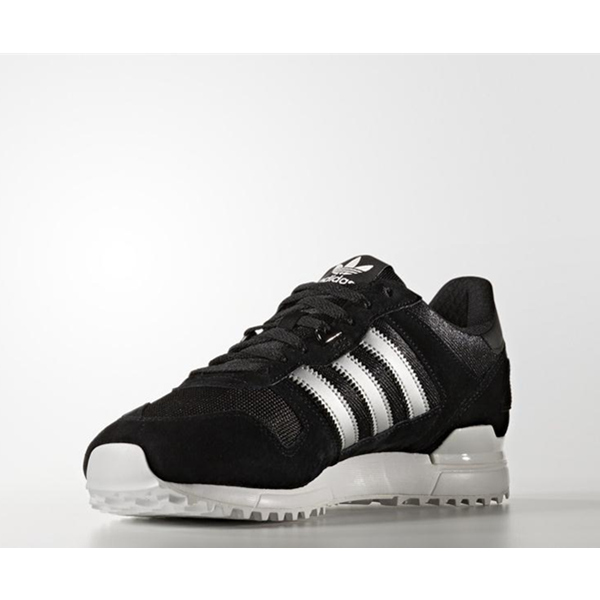 阿迪达斯三叶草 ZX 700 经典鞋