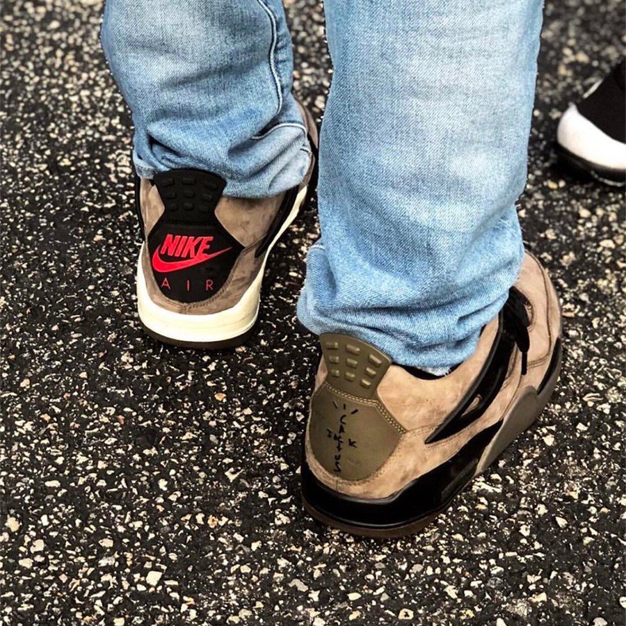 资讯：Travis Scott x AJ4新配色曝光！