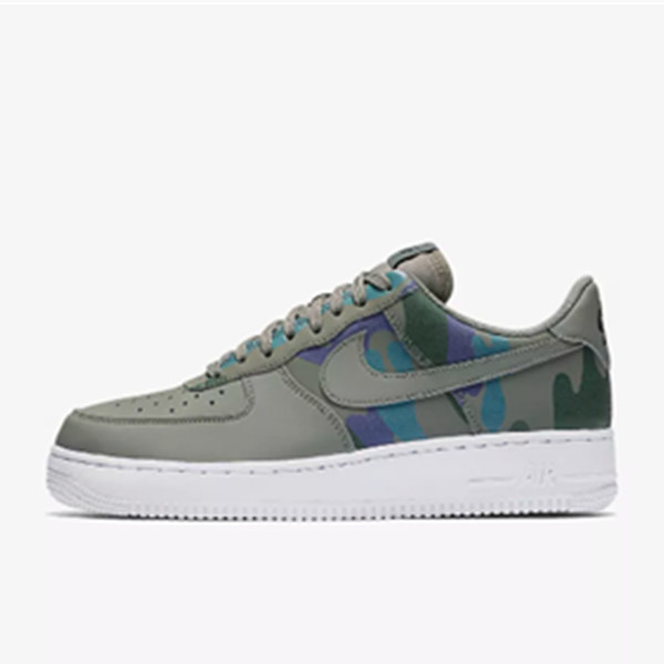 耐克Air Force 1 ’07 LV8运动鞋