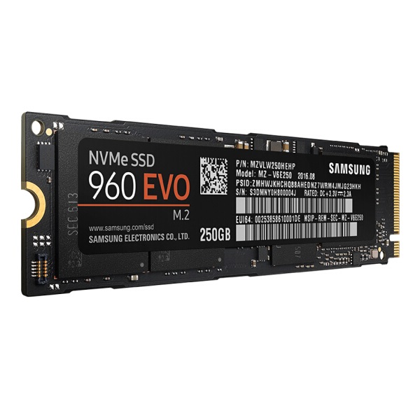 三星 960 EVO 250G M.2 NVMe 固态硬盘