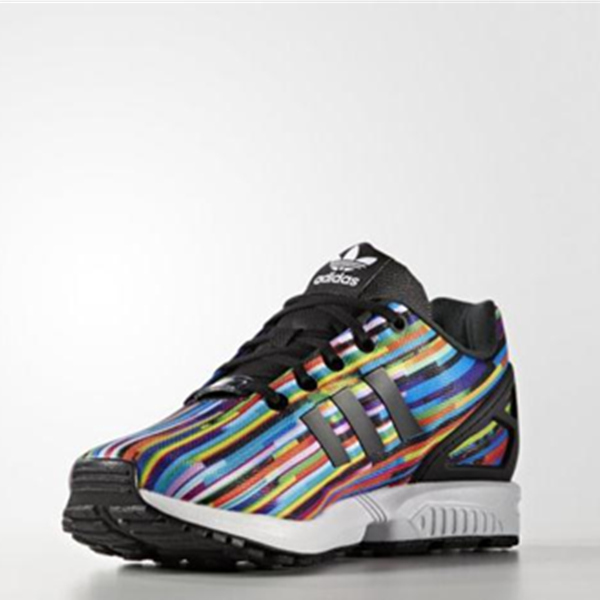 阿迪达斯三叶草 ZX FLUX 经典鞋